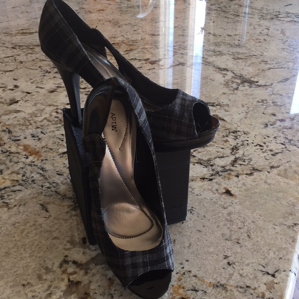 APT 9 dress heels